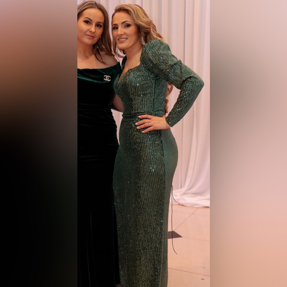 Green dress customized